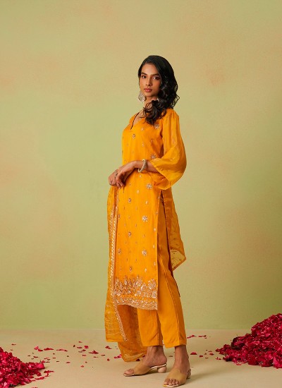 Best in Class Dress Material at Wholesale Manufacturer Prices in Surat