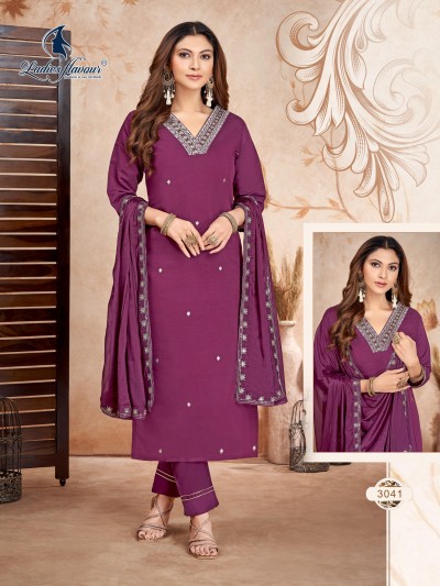 Chikankari Embroidery on Exquisite Lakhnavi Work Kurti in Surat