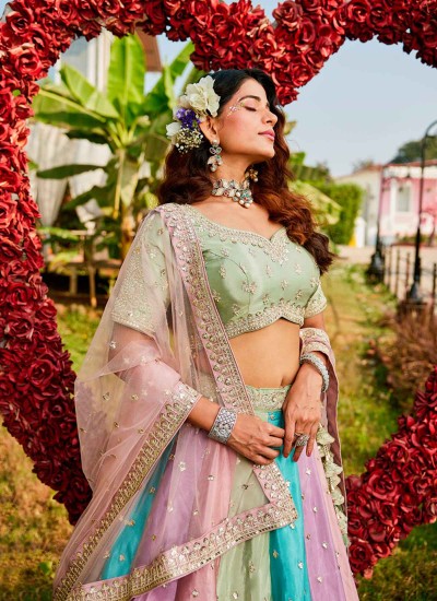 Designer Party Wear Lehengas for Resellers at Wholesale Prices in Surat