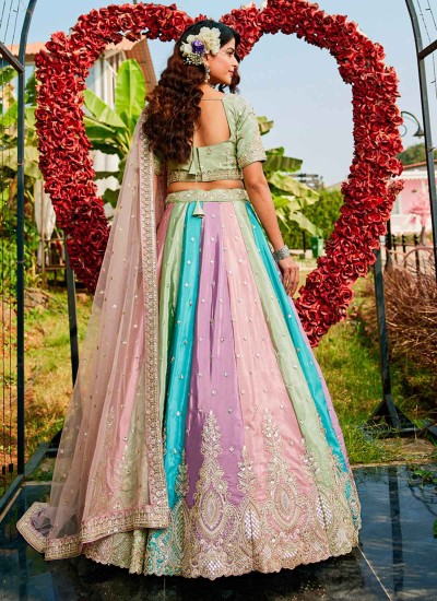 Designer Party Wear Lehengas for Resellers at Wholesale Prices in Surat