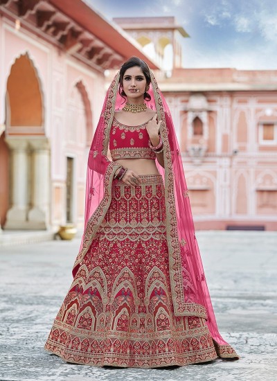 Exclusive Bridal Lehenga Collection Traditional and Modern Styles for Weddings in Surat
