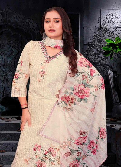 Full Sleeve Kurti with Beautiful Elegant Detailing for a Refined Look in Surat