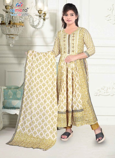 Modern Elegance in Nayra Cut Kurti for Fashionable Women in Surat