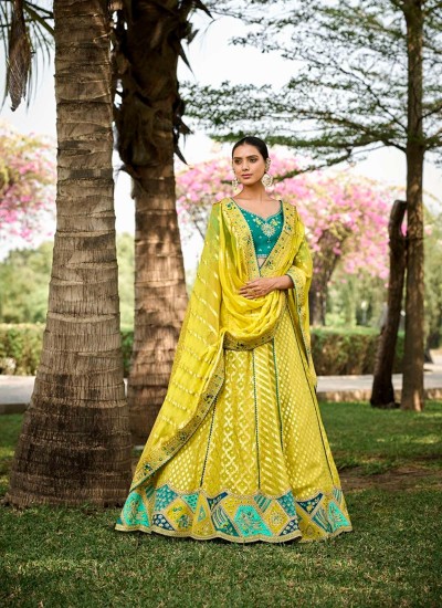 Shop Banarasi Lehenga from Wholesalers at Best Bulk Prices in Surat
